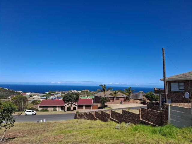 975 m² Land available in Dana Bay