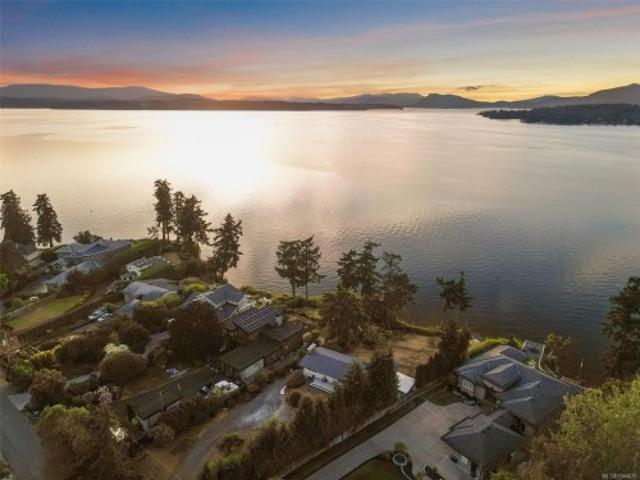 9760 Glynnwood Park Rd, North Saanich, BC, V8L 5H4 house for sale | Listing ID 1044 | Royal LePage
