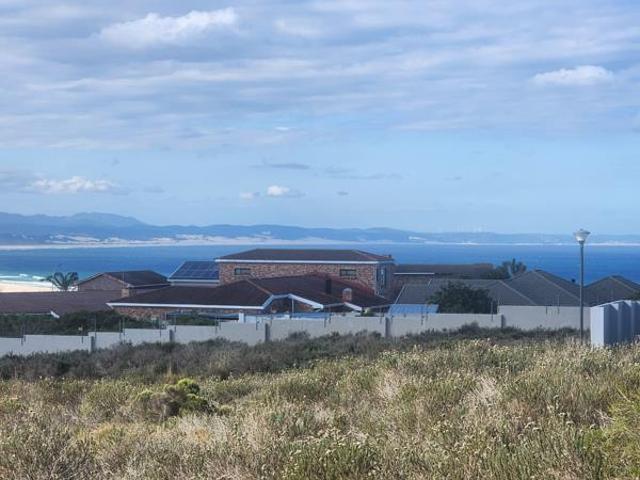 976 ha Land available in Jeffreys Bay Central