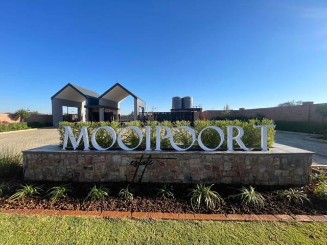 976 m² Land available in Potchefstroom Outlying
