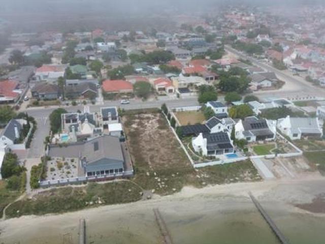 977 m² Land available in Laaiplek
