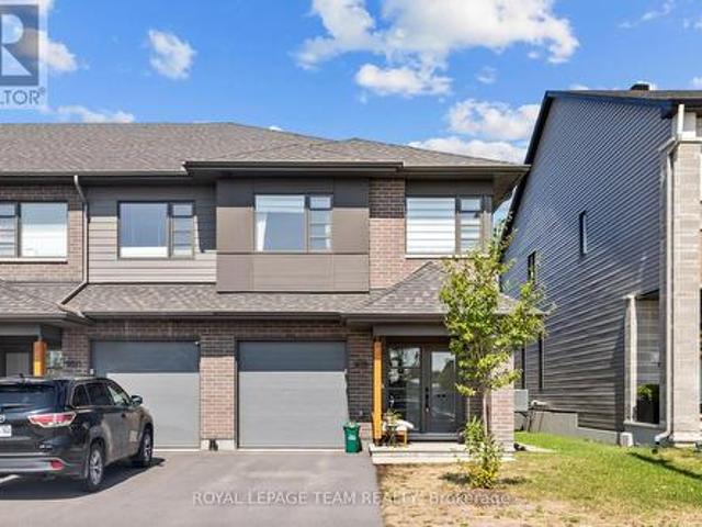 978 Acoustic Way, Ottawa, ON, K4M 0R1 house for lease | Listing ID X13599 | Royal LePage