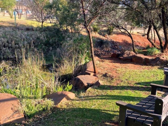 980m² Vacant Land For Sale in Buffelspoort Eco Estate