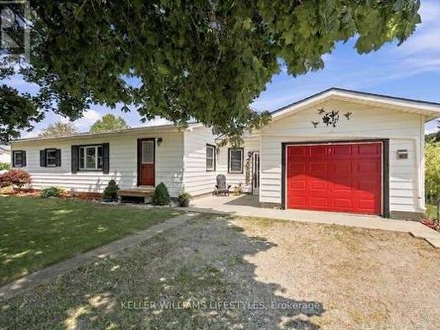 9820 Belmont Road, Central Elgin, ON, N5P 3S7 house for sale | Listing ID X13570 | Royal LePage
