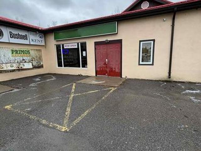 982 Trans Canada Hwy E, Otonabee South Monaghan, ON, L9J 6X8 commercial for lease | Listing ID X13624 | Royal LePage