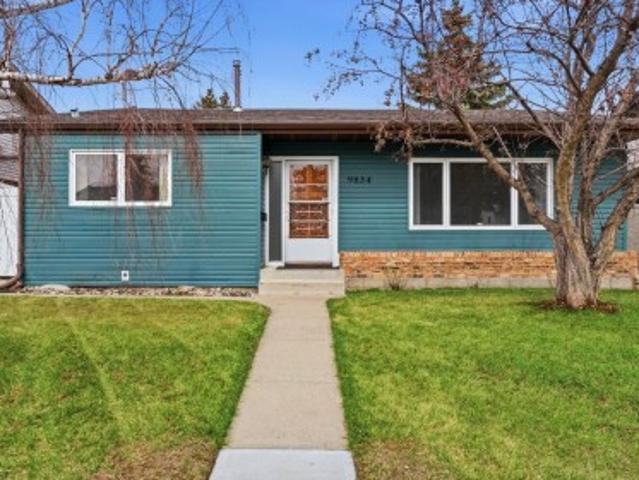 9834 A Avenue, Edmonton, AB, T5X 2Z2 house for sale | Listing ID E4486 | Royal LePage