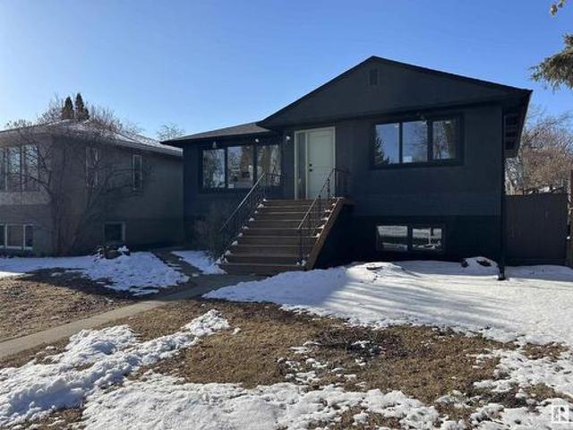 9833 68 Avenue, Edmonton, AB, T6E 0R4 house for sale | Listing ID E4429 | Royal LePage