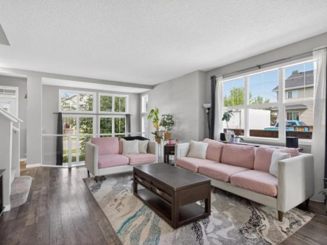 9847 Street Nw, Edmonton, AB, T5T 4M3 house for sale | Listing ID E4499 | Royal LePage