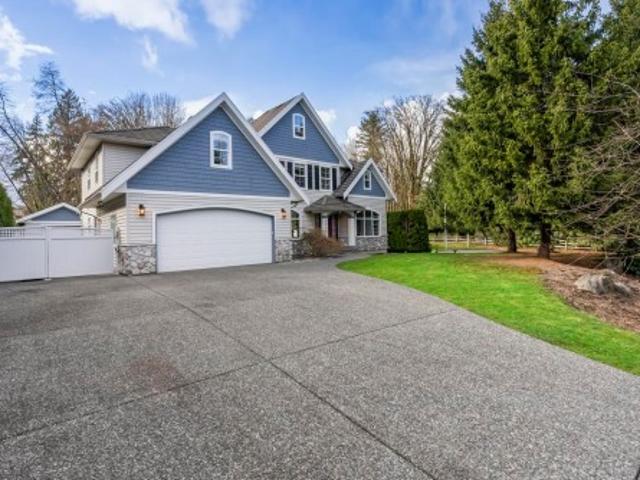 9855 Street, Surrey, BC, V4N 5A9 house for sale | Listing ID R3136 | Royal LePage