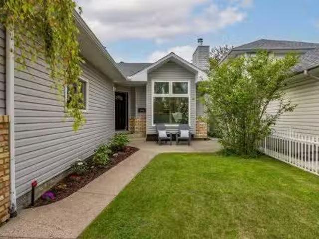 989 Macewan Valley Road, Calgary, AB, T3K 3R2 house for sale.