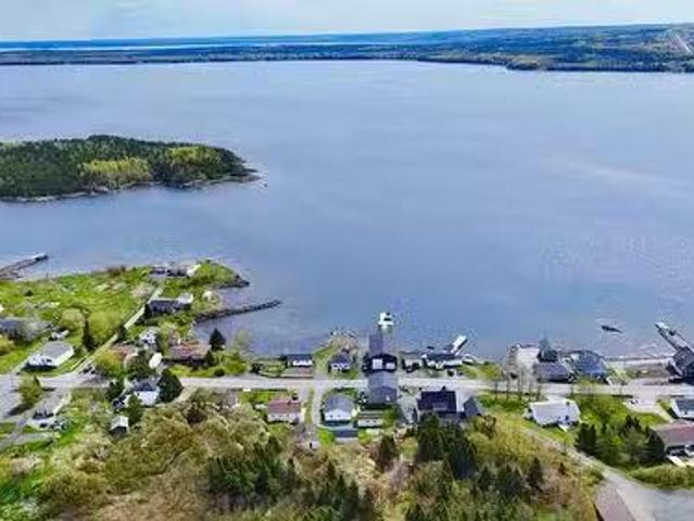 98 Bob Clark Drive, Campbellton, NL, A0G 1L0 house for sale.