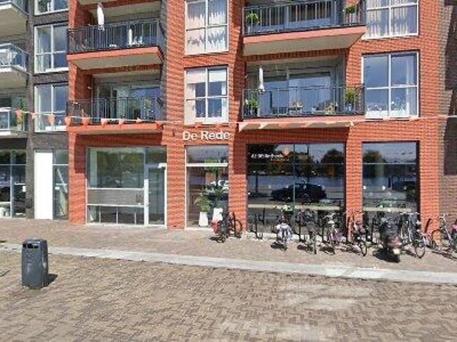 98 m2 apartment for rent in Uithoorn