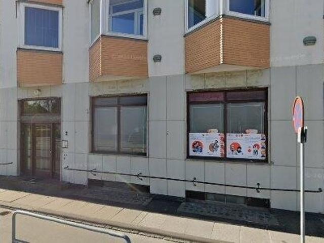 98 m2 office space, clinic for rent in Taastrup