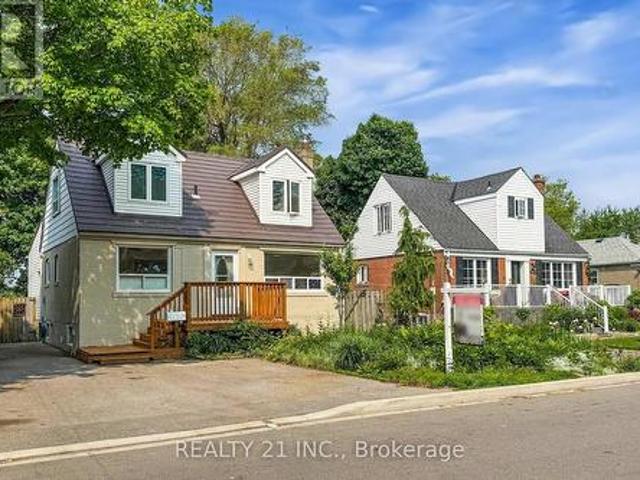 98 Natal Avenue, Toronto, ON, M1N 3V6 house for sale | Listing ID E12263 | Royal LePage