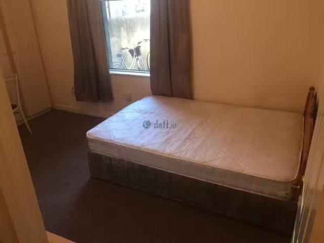 98 phibsborough road, Dublin 7 is for rent