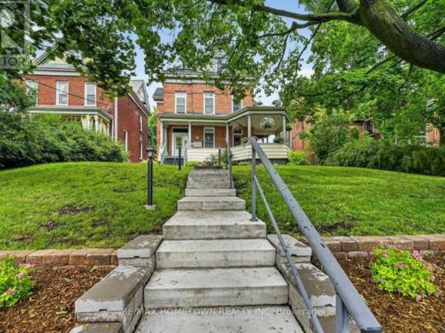 98 Pine Street, Brockville, ON, K6V 1G9 investment for sale | Listing ID X13463 | Royal LePage