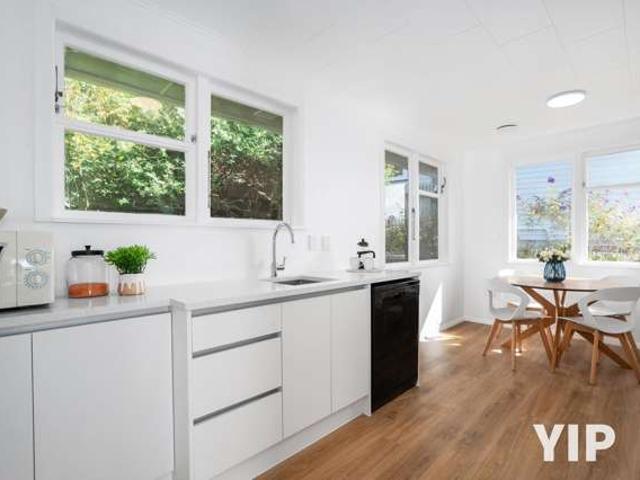 98 Ruskin Road, Newlands, Wellington City