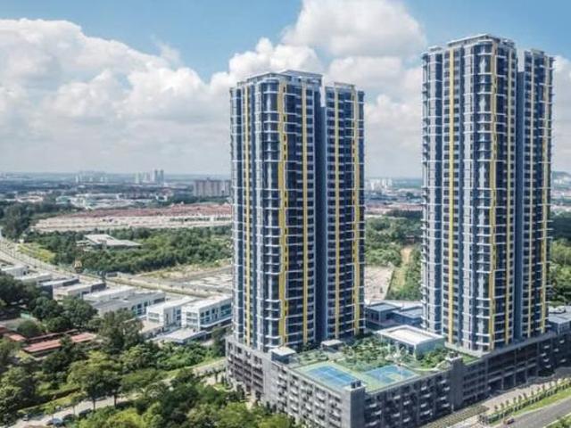 990 sf serviced apartment Le Pavilion ResidenceBandar Puteri Puchong