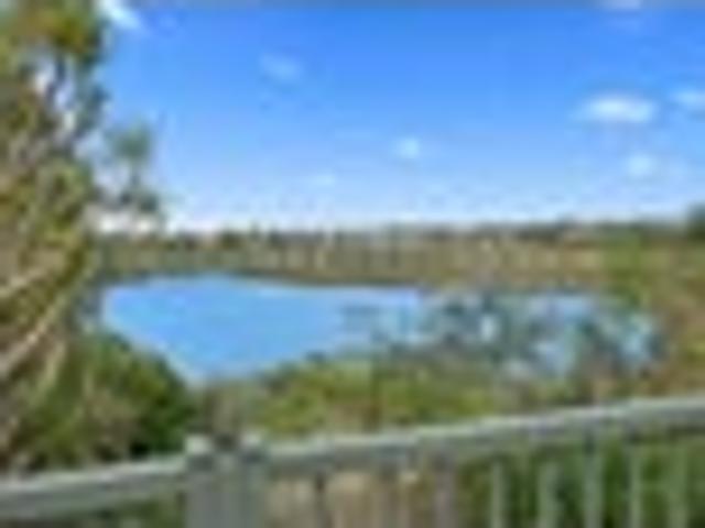 991sqm Waterfront Home and Income Potential
