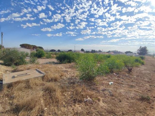 992 m² Land available in Chatsworth