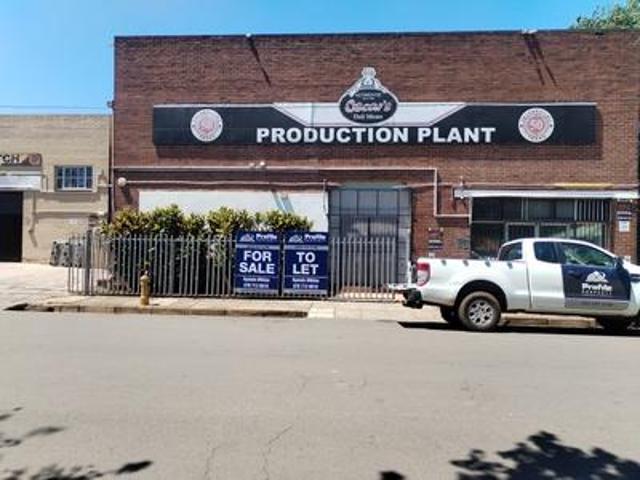 992 sqm factory on the market in hav.
