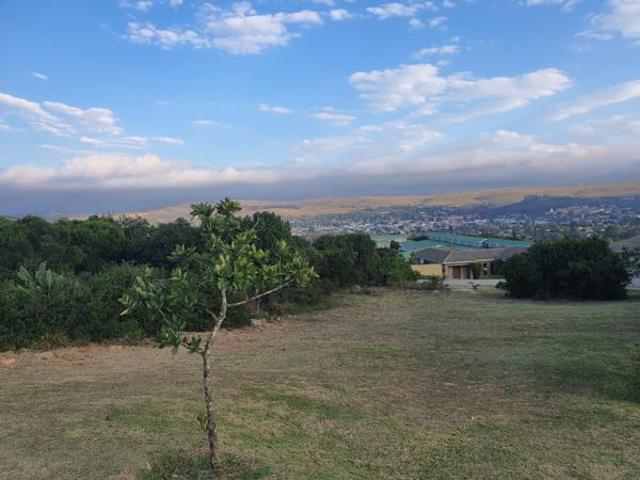 993 m² Land available in Oatlands North