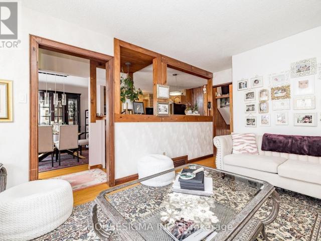994 Charlton Drive