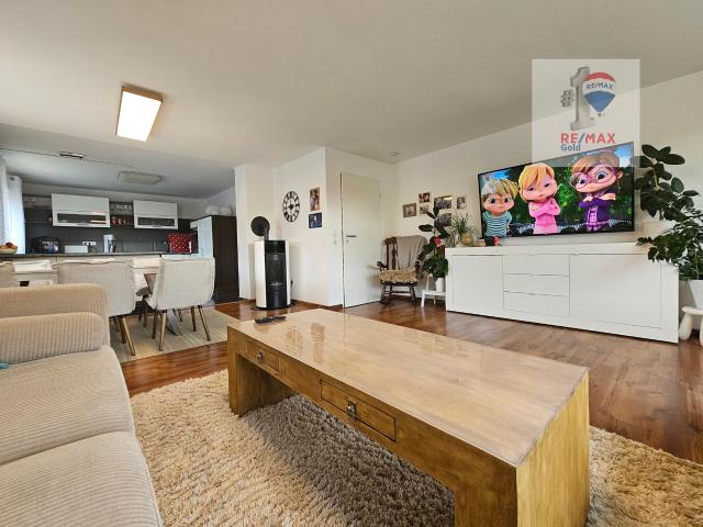RESERVIERT + 994 m² gr. Grundstück + Haus mit Einliegerwohnung mit ca. 212 m² Wfl. und mit Erweiterungspotenzial