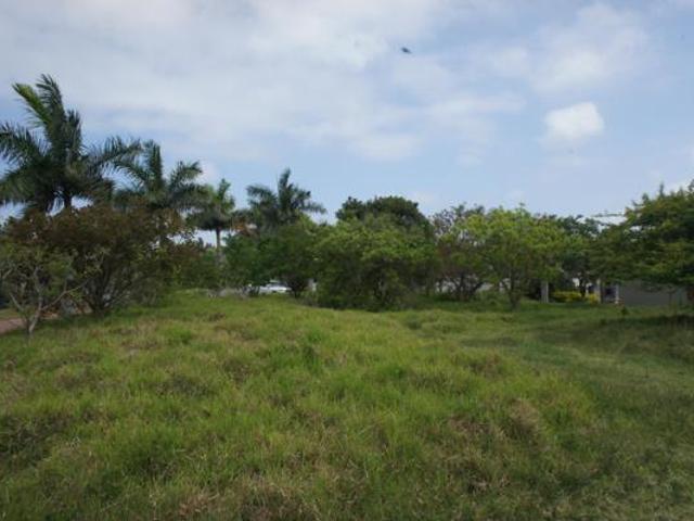 994 m² Land available in Palm Lakes Estate