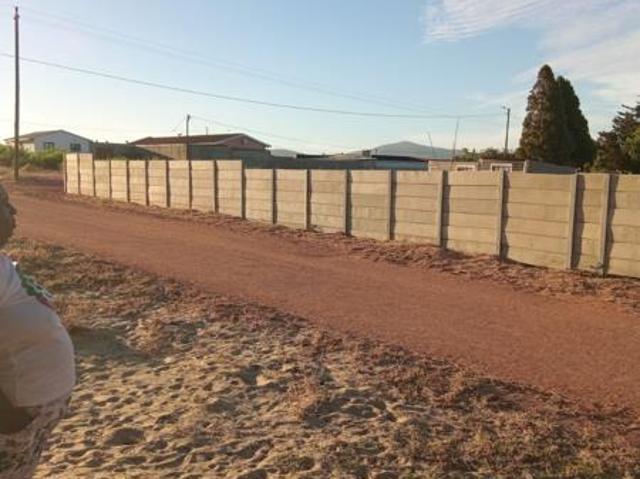 995 m² Land available in Chatsworth