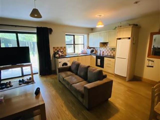 995 / month | 152 Templegreen, Station Rd, Newcastle West, County Limerick Resource Property Management 5004 MyHome. Ie Lettings