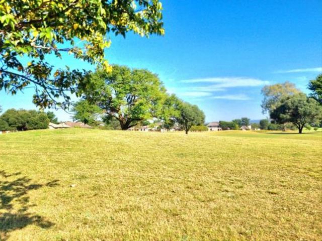 999 m² Land available in Koro Creek Golf Estate