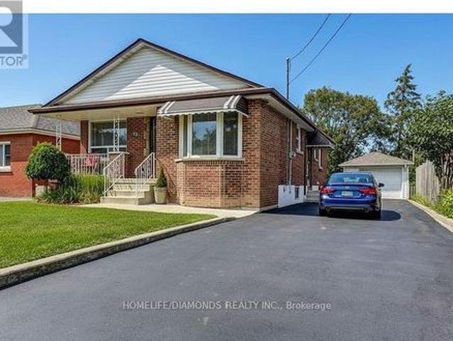99 Duncombe Drive, Hamilton, ON, L9A 2G4 house for sale | Listing ID X13495 | Royal LePage