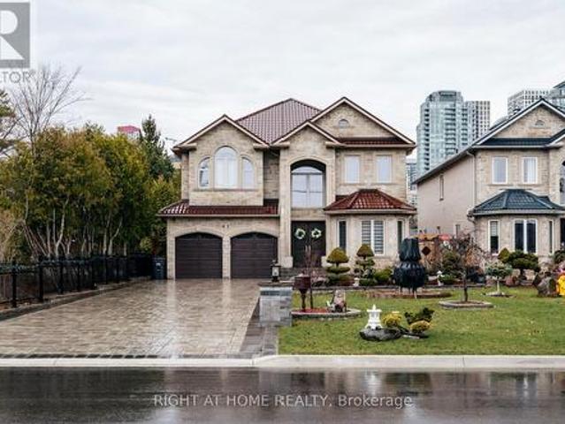 99 Fairview Road W, Mississauga, ON, L5B 1K7 house for sale | Listing ID W13574 | Royal LePage