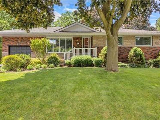 99 Fife Street E, Caledonia, ON, N3W 1E7 house for sale | Listing ID 40838 | Royal LePage