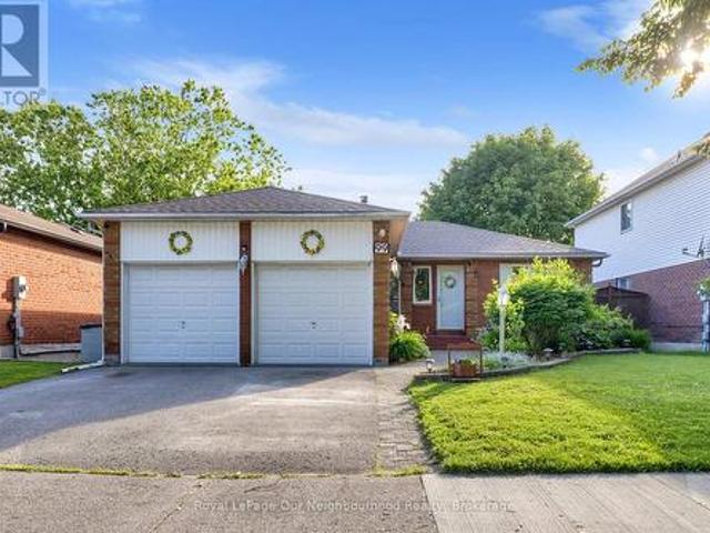 99 Foster Creek Drive, Clarington Newcastle, ON, L1B 1G5 house for sale | Listing ID E13456 | Royal LePage