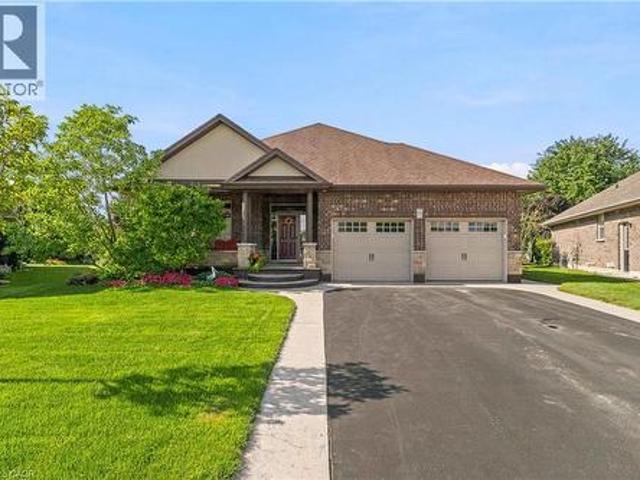 99 Magnolia Drive, Port Dover, ON, N0A 1N6 house for sale | Listing ID 40857 | Royal LePage