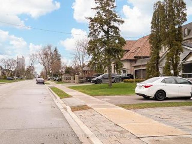 99 Spruce Avenue, Richmond Hill, ON, L4C 6V9 house for sale | Listing ID N13462 | Royal LePage