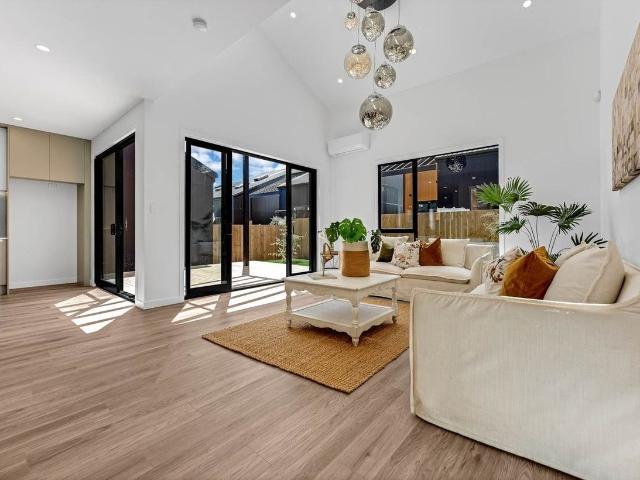 9 Murray Grey Lane, Karaka, Franklin