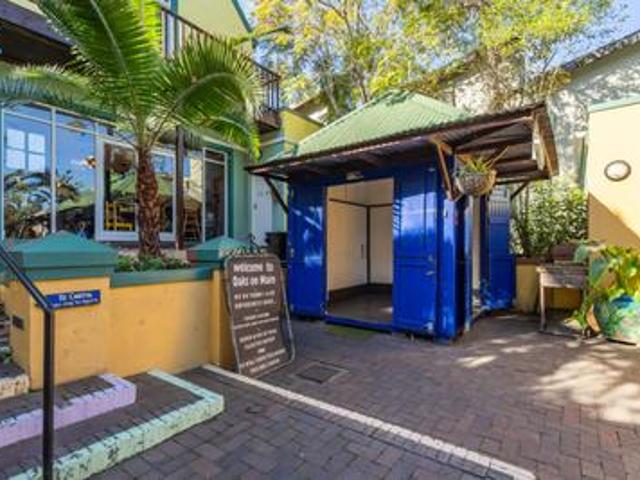 9 m² commercial hut to let – the oak.