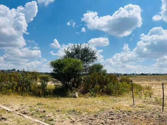 9 m² Land available in Leeukuil SH