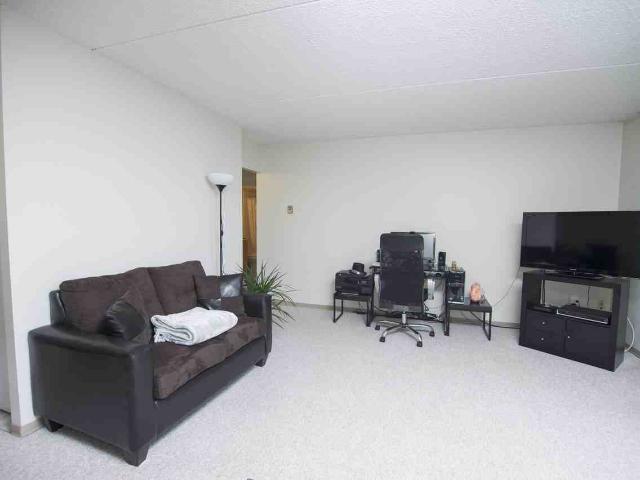 9 Mandalay Drive 2 Bedroom Apartment for Rent at 9 Mandalay Dr, Winnipeg, MB R2P 1T9 The Maples