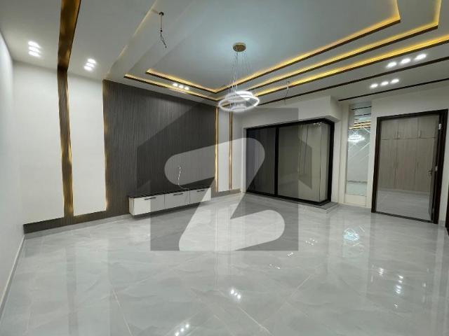 9 Marla Modern Designer Luxurious Park Face House For Sale In Buch Villas Multan Buch Executive Villas