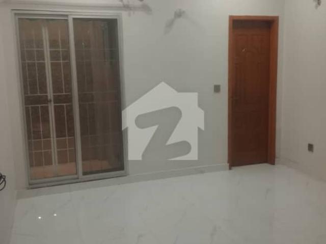 9 Marla New House For Rent In Main Cantt