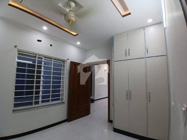 9 Marla Beautiful Corner Ground Portion For Rent In G14.4