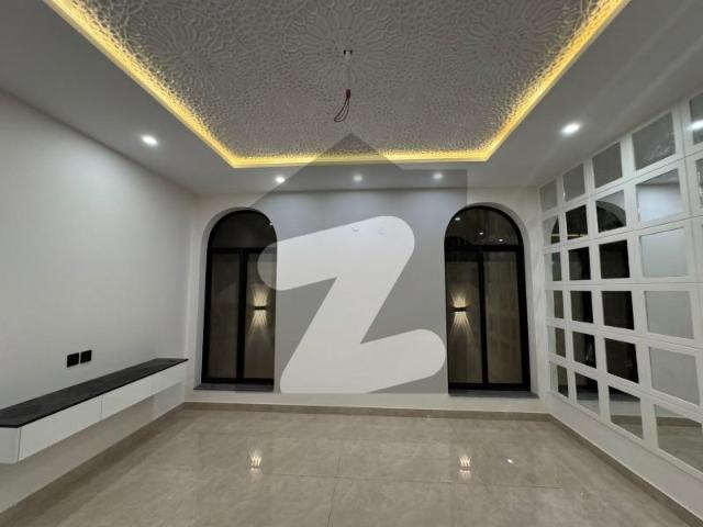 9 Marla House Avaliable For Sale Buch Executive Villas