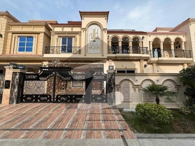 9 Marla Spanish Villa For Sale In Buch Executive Villas Multan