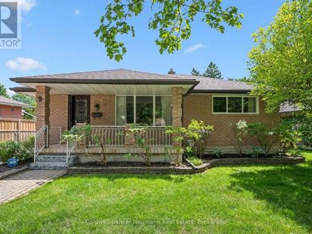 9 Ottawa Crescent, Guelph St. George'S, ON, N1E 2A4 house for sale | Listing ID X13241 | Royal LePage