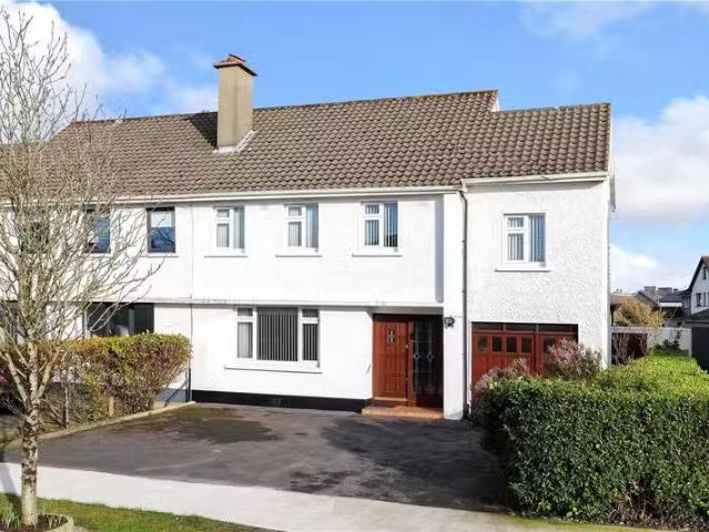 9 Oaklands, Salthill, Co. Galway, H91A2XE is for sale