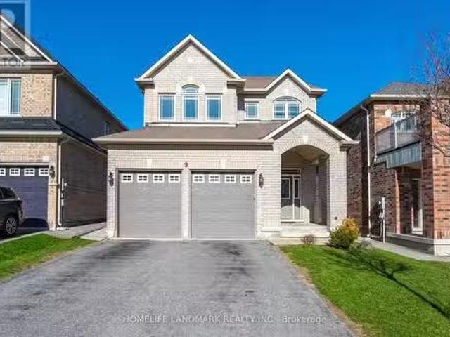 9 Old Field Crescent, East Gwillimbury, ON, L9N 0A5 house fo.